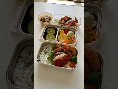 Packing lunch for his 12-hour workday, working 2 jobs 💪
