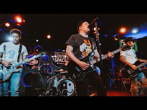 Fall Out Boy - Full Performance (Live from the KROQ Helpful Honda Sound Space)