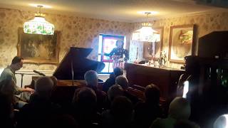 Tia Carroll, Carl Sonny Leyland and Lluís Coloma performing the Blues