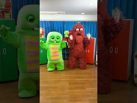 PPAP踊ってみた：ガチャピンとムックも登場の楽しいコラボ動画 サムネイル