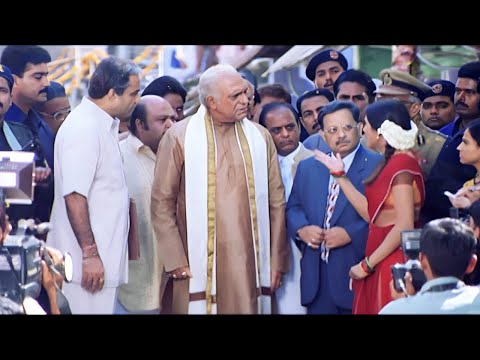 तुम पॉलिटिशन सिर्फ Election के टाइम आते हो बाकी  दिन कहाँ होते हो | NAYAK | Rani Mukerji,Amrish Puri