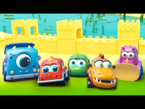 Vamos construir uma cidade de areia com os carros Mocas! Desenho animado infantil em português