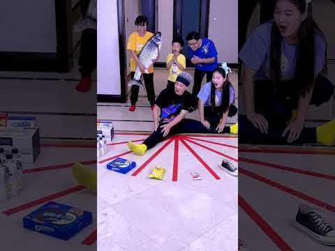 Split challenge, so funny! See what you can get! #Funny