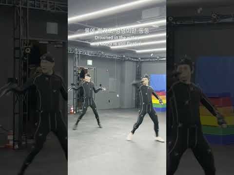 빵댕이 흔들어라 이모티콘으로도 나온대 🍑