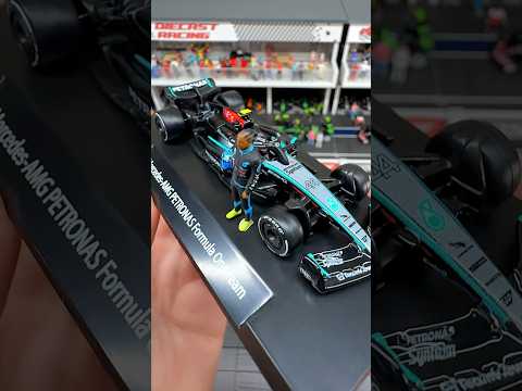 HotWheels premium F1 PLUS a Mini Hamilton!! #f1hotwheels #f1 #diecastracing #epvideos #LewisHamilton