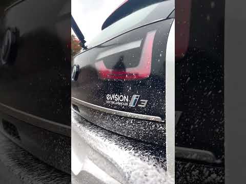 Using snow foam on a BMW i3! #bmw