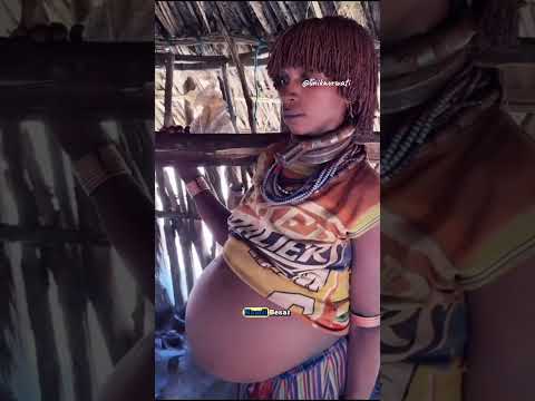 menanti kelahiran istri kepala suku #culture #traditinal #facts #africa