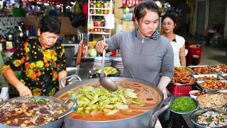 Kinh ngạc những nồi bánh canh bột xắt, cháo nấm dựng bò bán không bao giờ ế, khách đông tấp nập