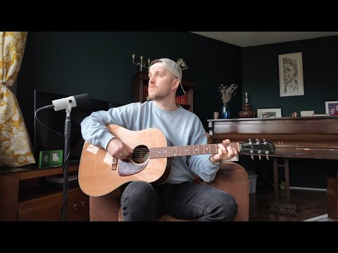 Gwil Davey - Running (Visualiser)