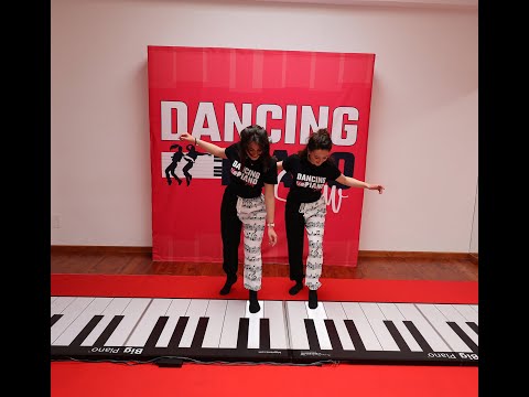 DANCING PIANO SHOW