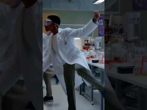 Back to school Day Dance #backtoschool #bestshorts #bestshortsvideo #inthismoment #tendermay