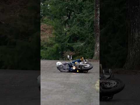 1 Minute Makeover - Busted Vulcan 900 to Custom Sidecar
