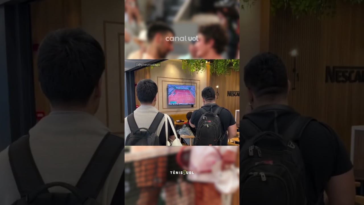 Guga aparece assistindo à vitória de João Fonseca sobre Djokovic pela TV no aeroporto de Floripa