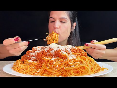 SPAGHETTI BOLOGNESE | MUKBANG | ASMR | EATING SOUNDS