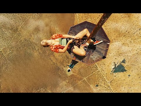 Resumen de la película | Dos Chicas Quedan Atrapadas en La Torre Más Alta del Mundo