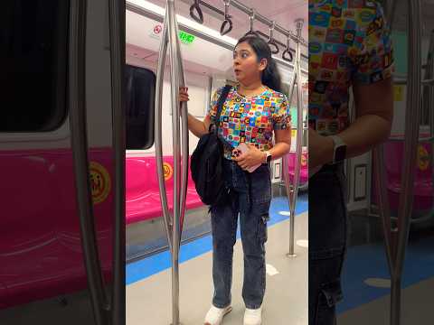 #metro m phone bcha k rkhna pdega? #shorts #comedy #funny #vidhusharma23 #comedyvideo #metrogirl