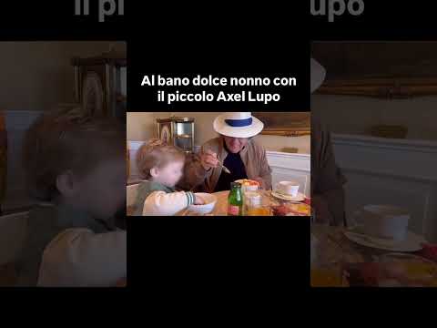 Al Bano dolce nonno con il piccolo Axel Lupo