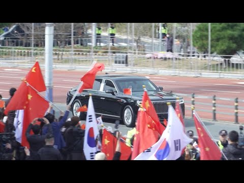 China's Xi leaves for APEC summit after talks with Trump | AFP