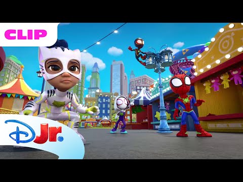 Giant Cricket 🦗 | Spidey and His Amazing Friends 🕸️ | Disney Junior MENA