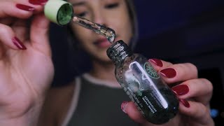 ASMR 🧖🏼‍♀️ higienizando seu rosto bem de pertinho e escurinho para você dormir urgentemente