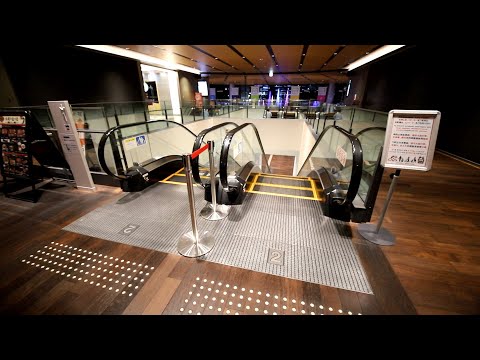 【東芝製】サクラマチクマモト　降りエスカレーター