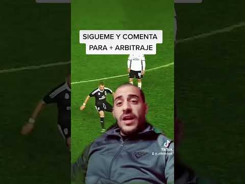 La pillería y concentración de #benzema #realmadrid #futbol #arbitro #referee