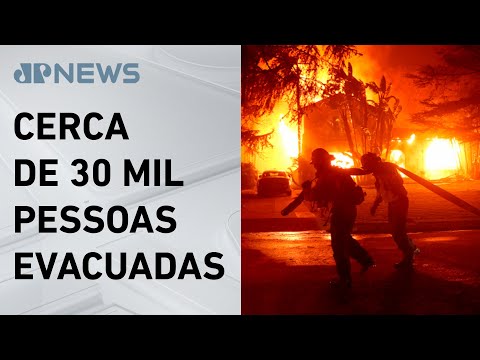 Incêndio florestal atinge Los Angeles e provoca caos