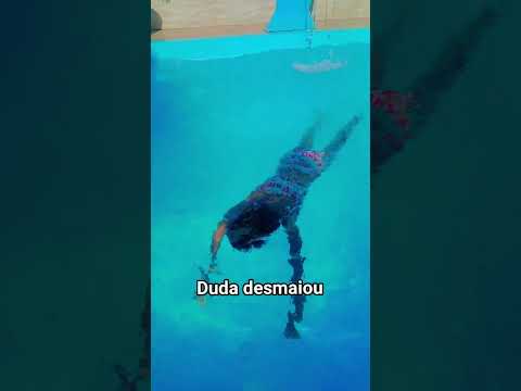 Duda desmaiou na piscina #comedia #shorts