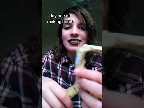 day one of making a costume! #diy #cosplay #cosplayer #halloween #halloweencostume #vlog #emo