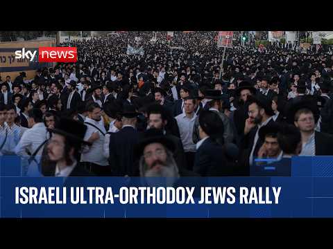 Thousands of ultra-Orthodox Jews protest in Jerusalem against army draft