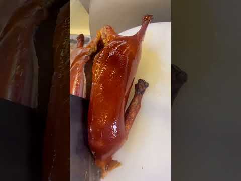 Hoy os presento el plato nacional de China el pato laqueado también se llama pato de Beijing