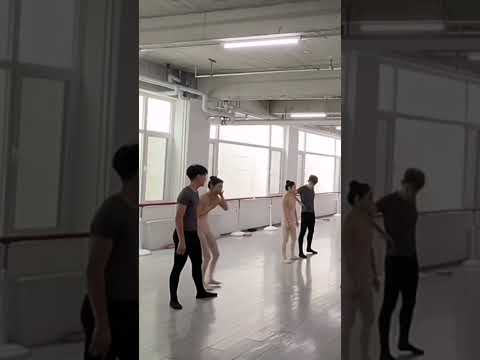 Unforgettable moments for dancers#Flexibility training#Classroom Highlights#Basic skills training
