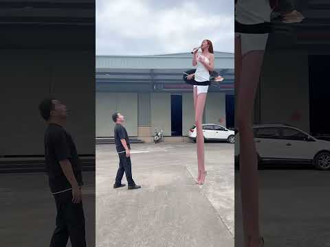How many handsome guys are around beautiful girls This special effect is popular again Mobile