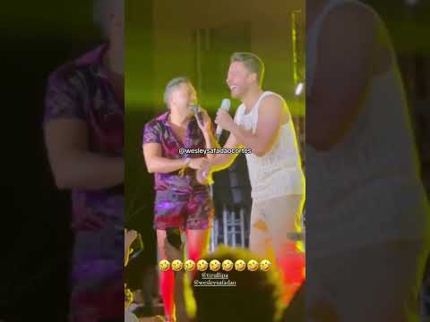 Tirullipa é uma figura, olha o que ele fez no Show do Safadão.