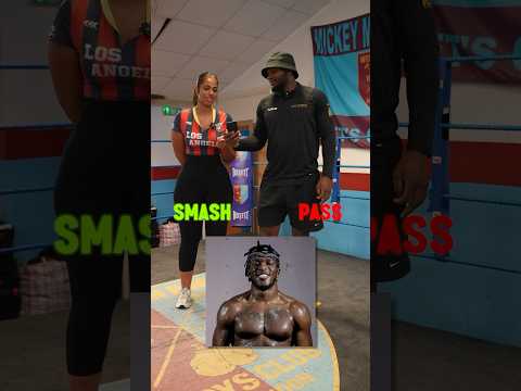 Playing SMASH OR PASS with MISFITS FIGHTERS 😂🥊