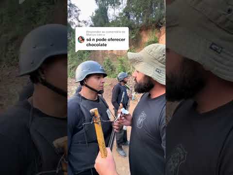 Ele comeu o chocolate do instrutor