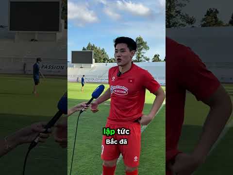 Đình Bắc có hành động cực đẹp với đất nước, fan Việt vỗ tay khen ngợi