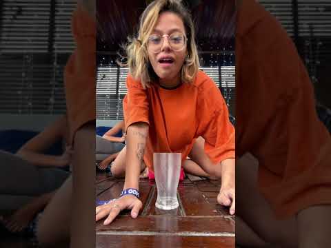 JOGO DO COPO COM AS MENINAS! QUEM ACERTOU MAIS?