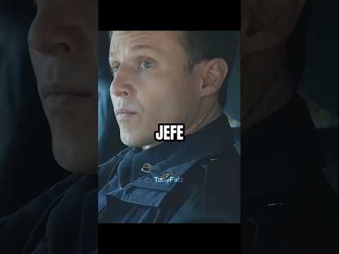 Cuando el jefe entregó su placa de policía #pelicula #cine #shorts