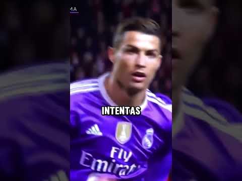 Por ESTE MOTIVO ESTE PORTERO PARA TODOS los PENALTIS #football #shorts #ronaldo