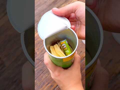 FOUND a tiny PRINGLES in the store 😱🎁🤩