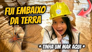 ENTREI NUM BURACO MUITO FUNDO COM ARANHAS MARRONS  😱😱😱 * fiquei com muito medo !! * 