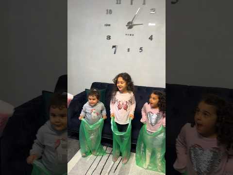 تحدي الأكياس بين ايلين و ليا و سارة