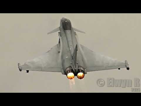 Stunning RAF Typhoon Lights Up the Cosford Sky!