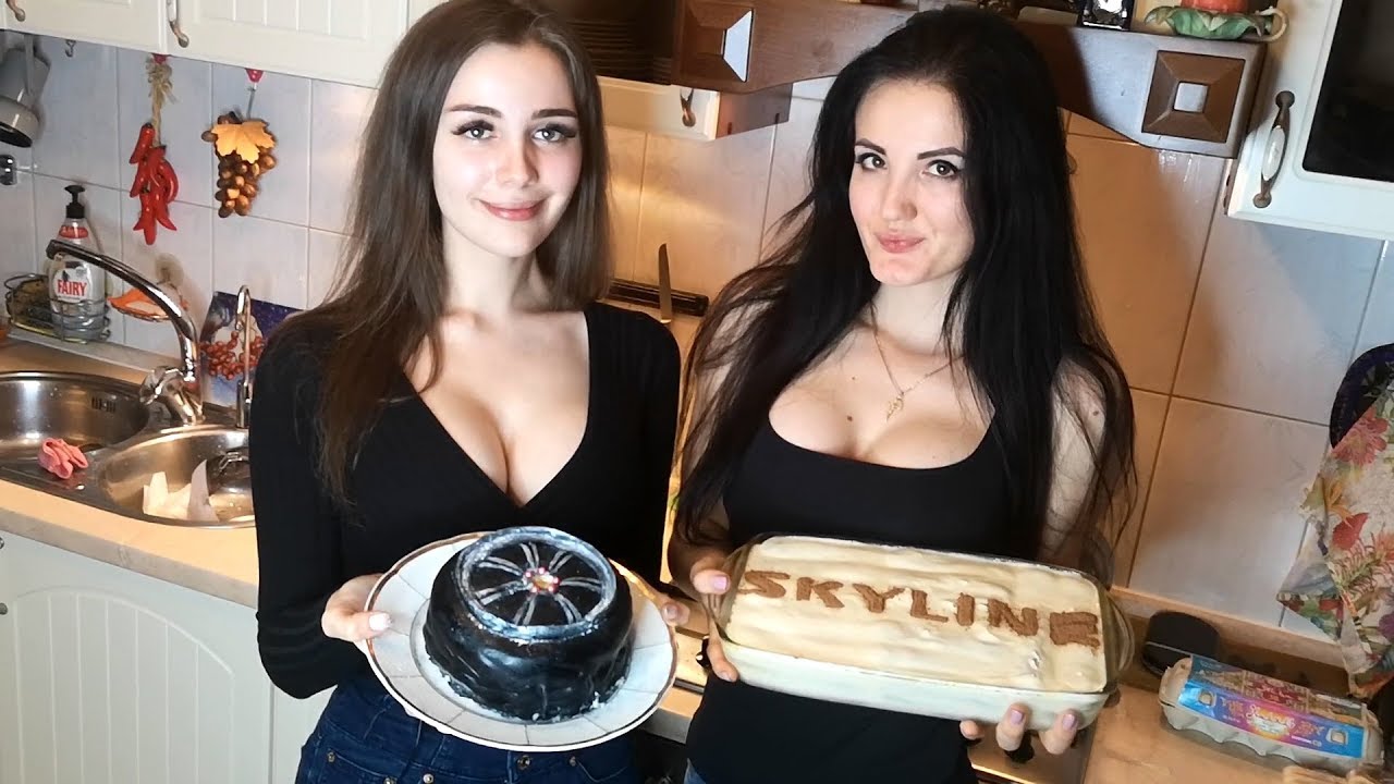 Автодевочки готовят тома и её тортики