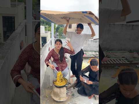 Mitti ke chulhe ki chowmin 😱#shorts #trending #youtubeshorts #shortsfeed #minivlog #vlog