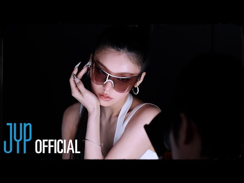 YEJI 'AIR' JACKET & TRAILER BEHIND