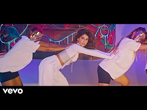 شيرين - يلا بينا (Official Music Video) 2021