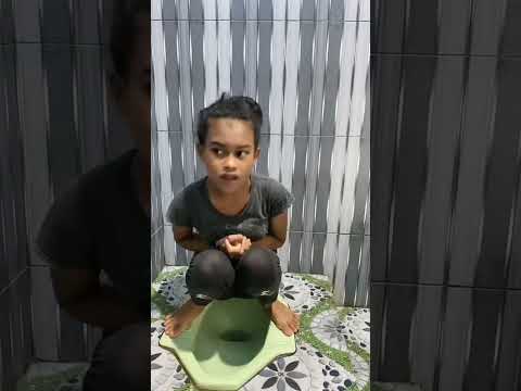 adek juga ke kamar mandi ku kerjain ah#shorts
