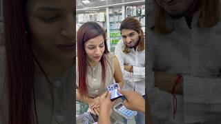 🤦🏼Triple camera,flip,dual screen,dual SIM card,UNIQUE ￼￼antique,keypad phone transparent coverfree